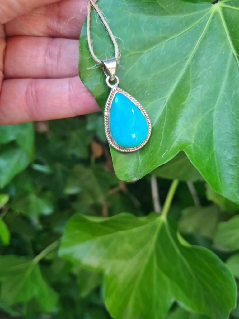 Chrysocolla hanger
