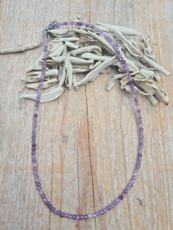 Amethist 3 mm 45 cm facet geslepen