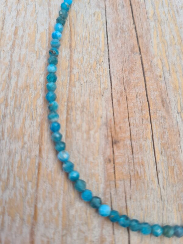 Blauwe Apatiet ketting 3 mm kraal 45 cm - Afbeelding 2