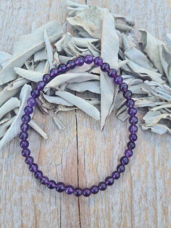 Amethist 4 mm