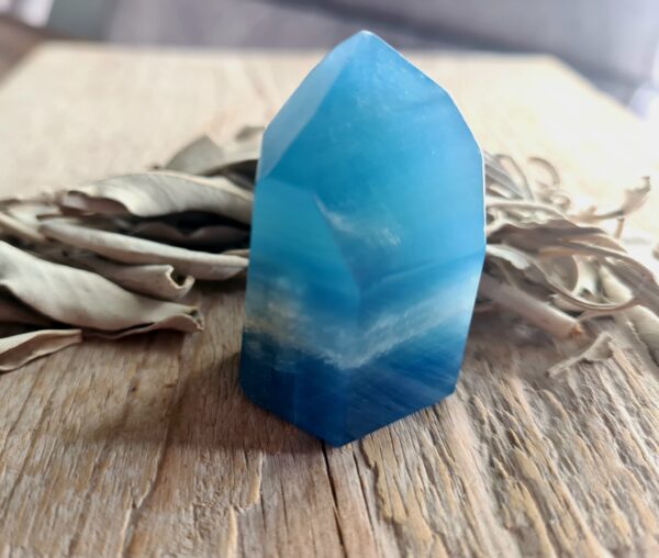 Lemurian Aquatine Calciet punt