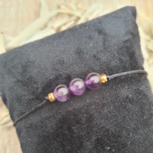 Amethist op macramé draad