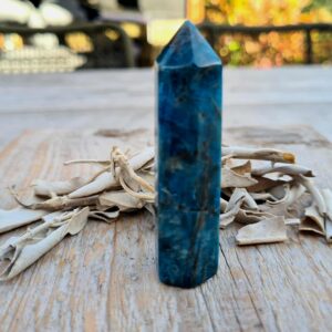 Blauwe Apatiet toren 7.5 cm hoog AA+ kwaliteit