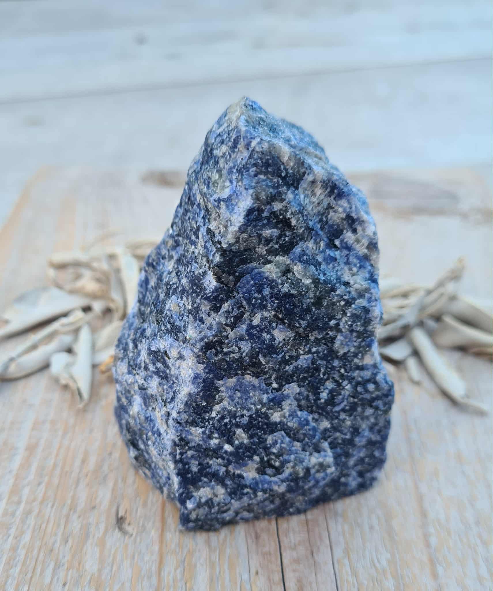 Sodaliet ruw 345 gram