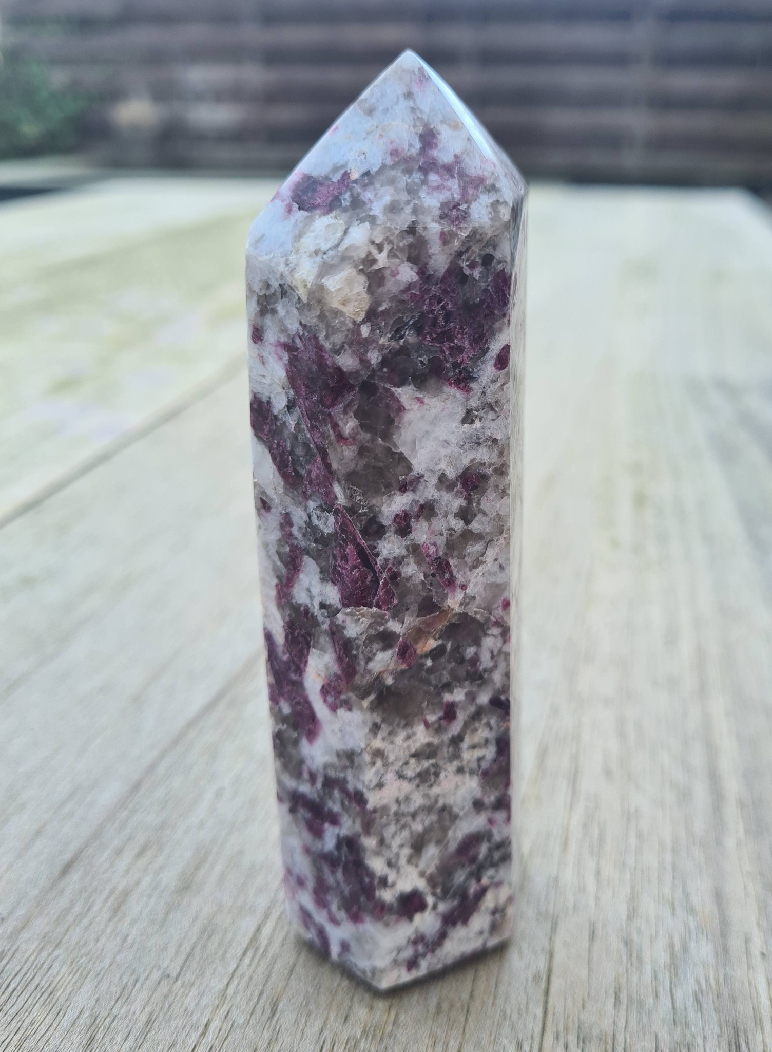 Roze Toermalijn in kwarts