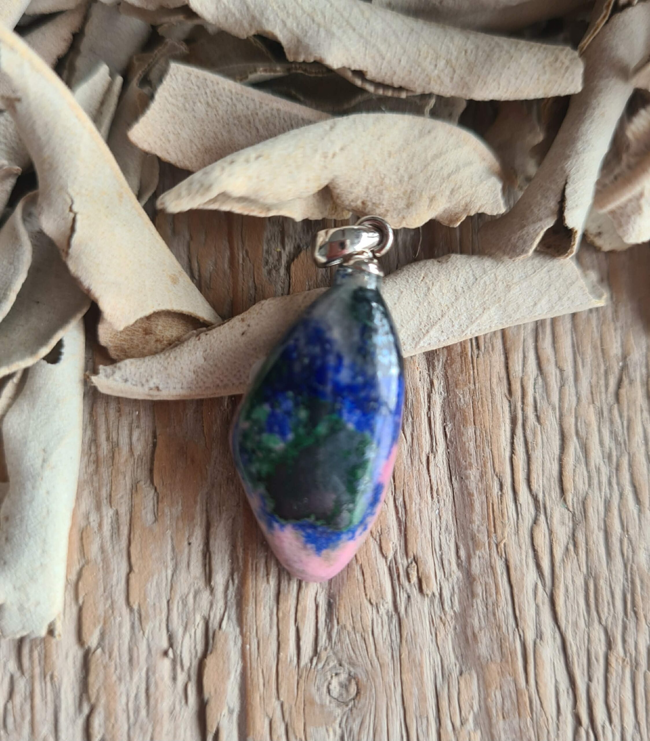 Kobalt calciet hanger