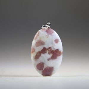 Roze toermalijn hanger