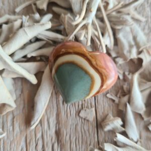 Polychroom jaspis hartje