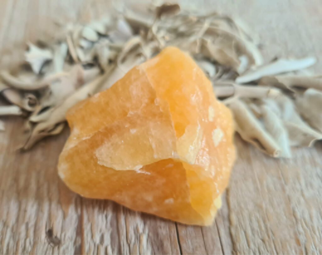 Oranje calciet ruw